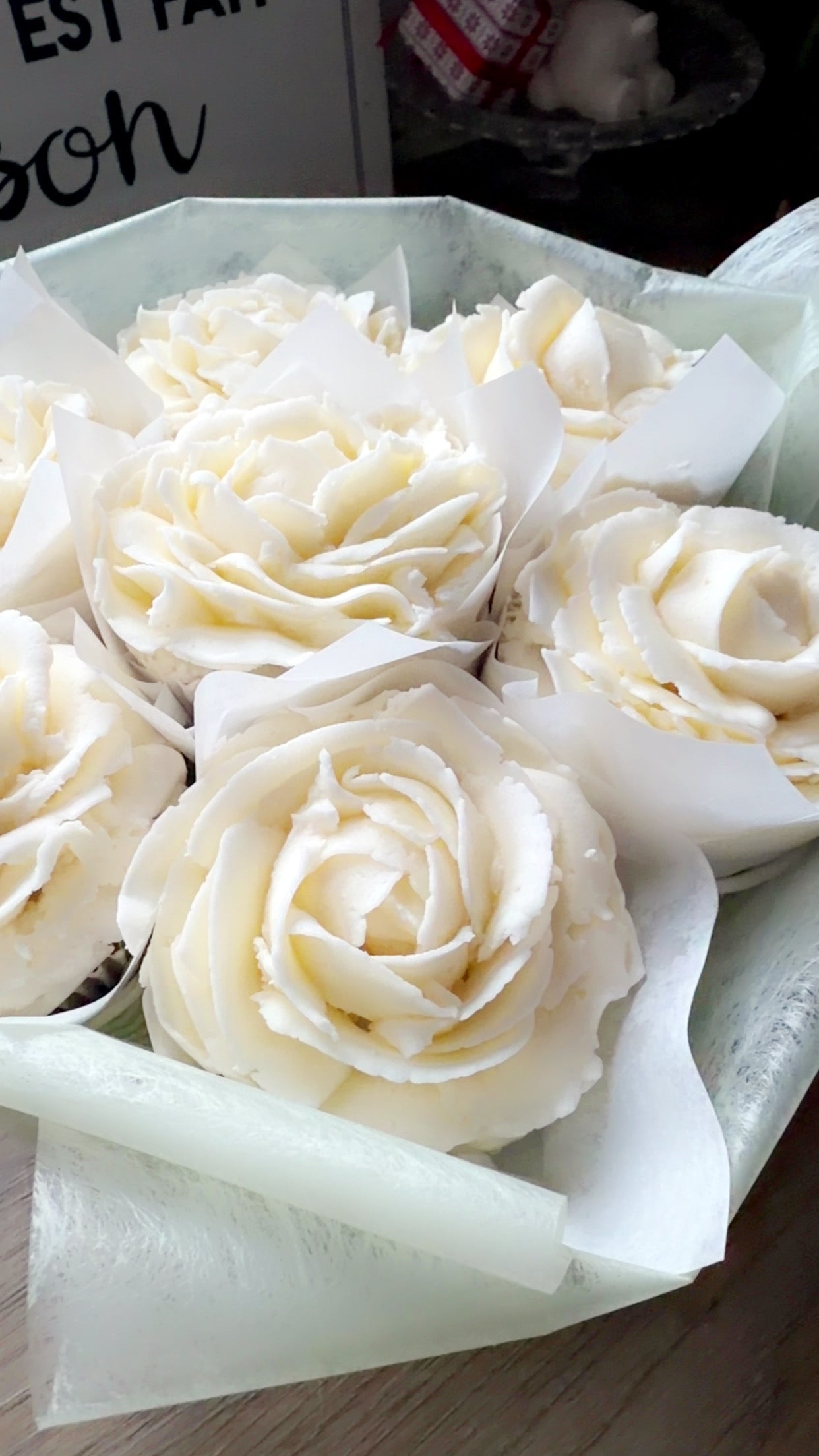 Bouquet de cupcakes fleurs – Mariage